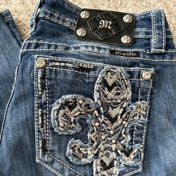 Miss Me Jeans - Picture 2 of 5